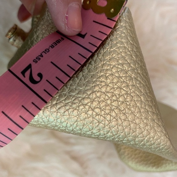 Victoria’s Secret Kiss Lock Gold Pouch Case 5.5” x 6” x 2” - Picture 10 of 10